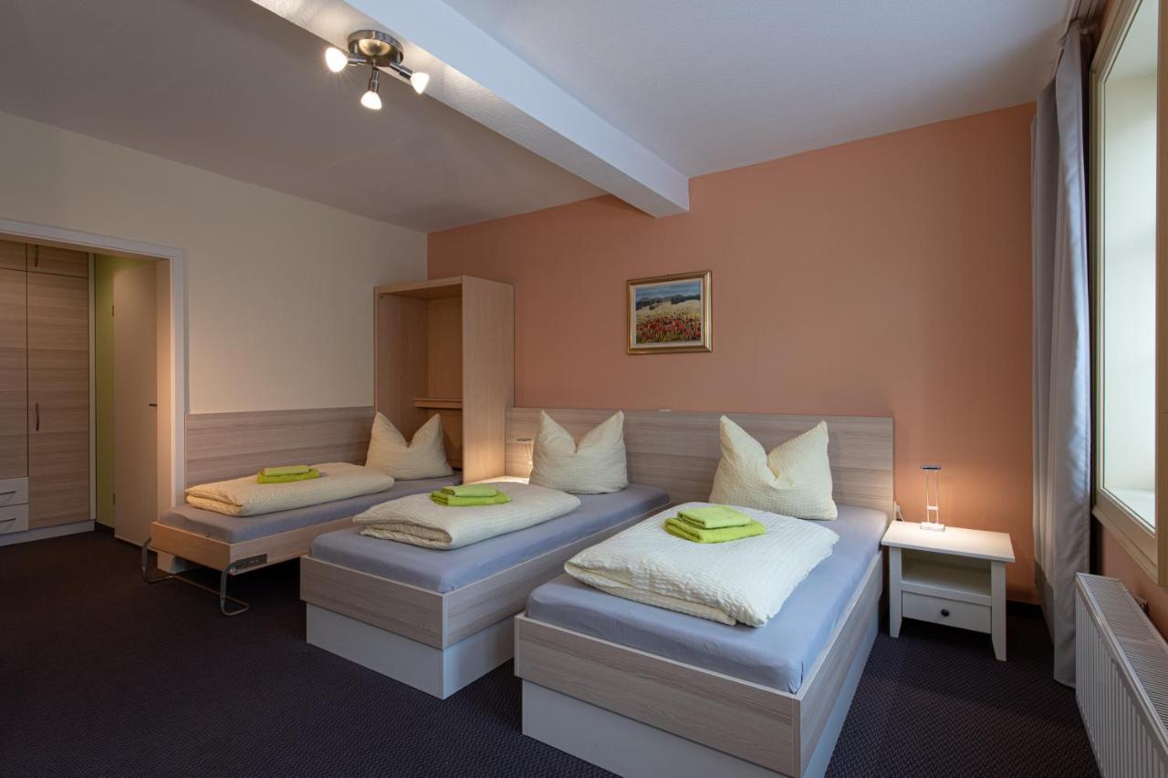 Pension-Cafe-Libelle Elxleben bei Arnstadt ภายนอก รูปภาพ