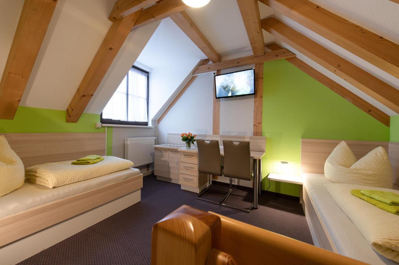 Pension-Cafe-Libelle Elxleben bei Arnstadt ภายนอก รูปภาพ