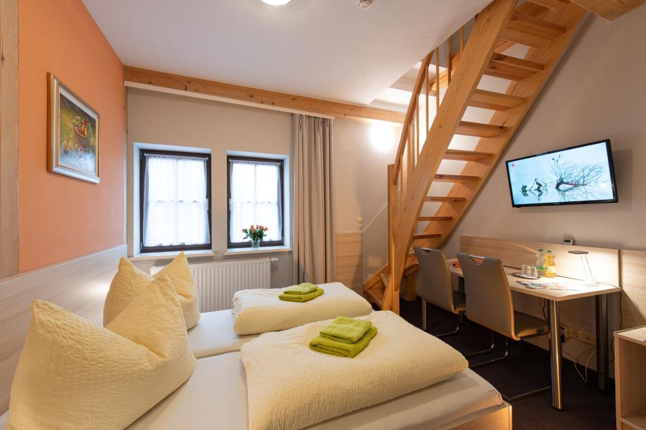 Pension-Cafe-Libelle Elxleben bei Arnstadt ภายนอก รูปภาพ