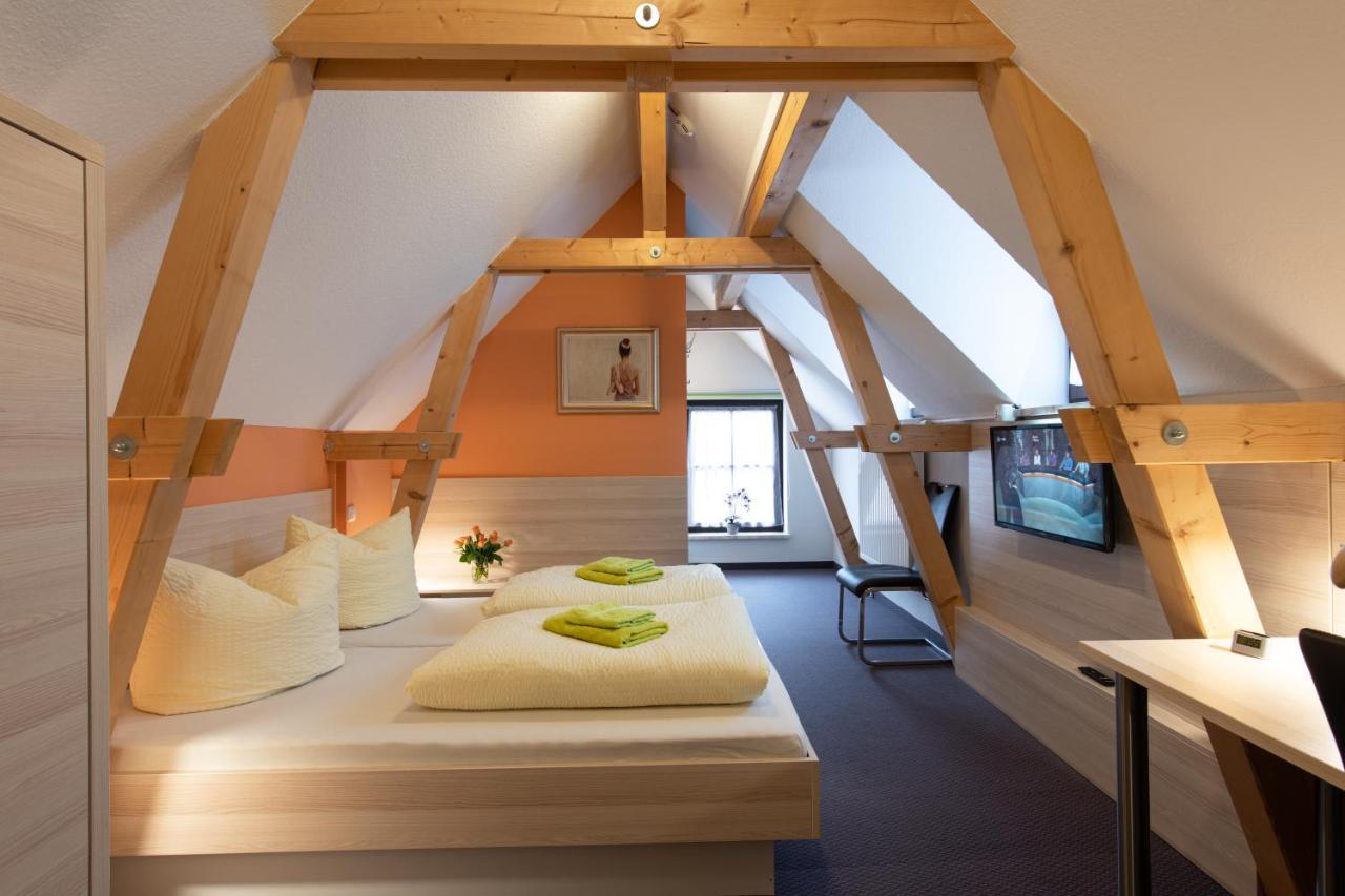 Pension-Cafe-Libelle Elxleben bei Arnstadt ภายนอก รูปภาพ